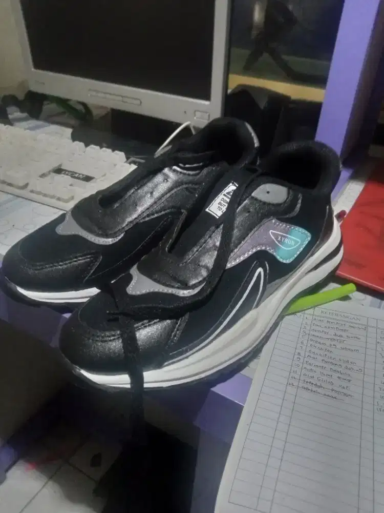 Sepatu pria jual murah aja