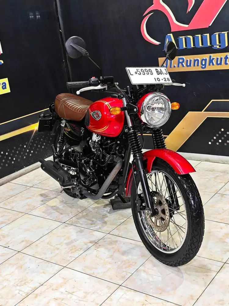 Kawasaki W 175 SE TH 2023 odo 8rb motor terbaik
