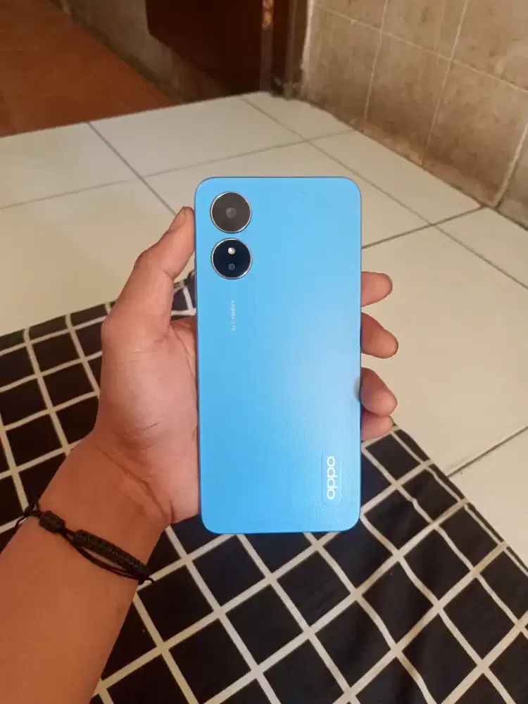 Oppo A17 4+1/64 hp+cas