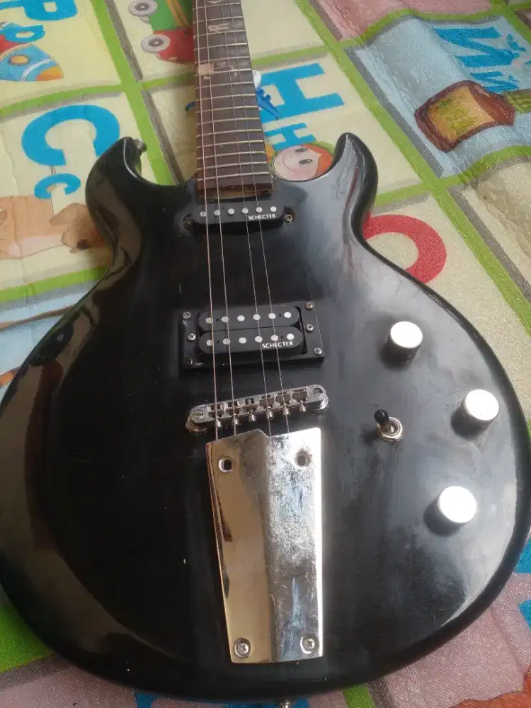 Gitar schecter sisa produksi  solit body