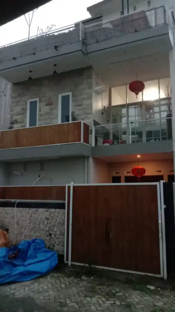 Dijual Villa 4+1 Kamar Pool Rooftop