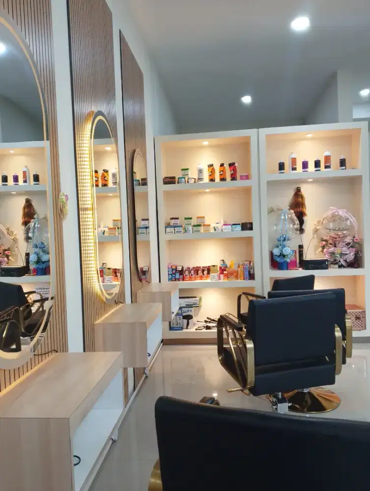 Dibutuhkan chapster dan hairstylist untuk salon di Taman Asri Ciledug