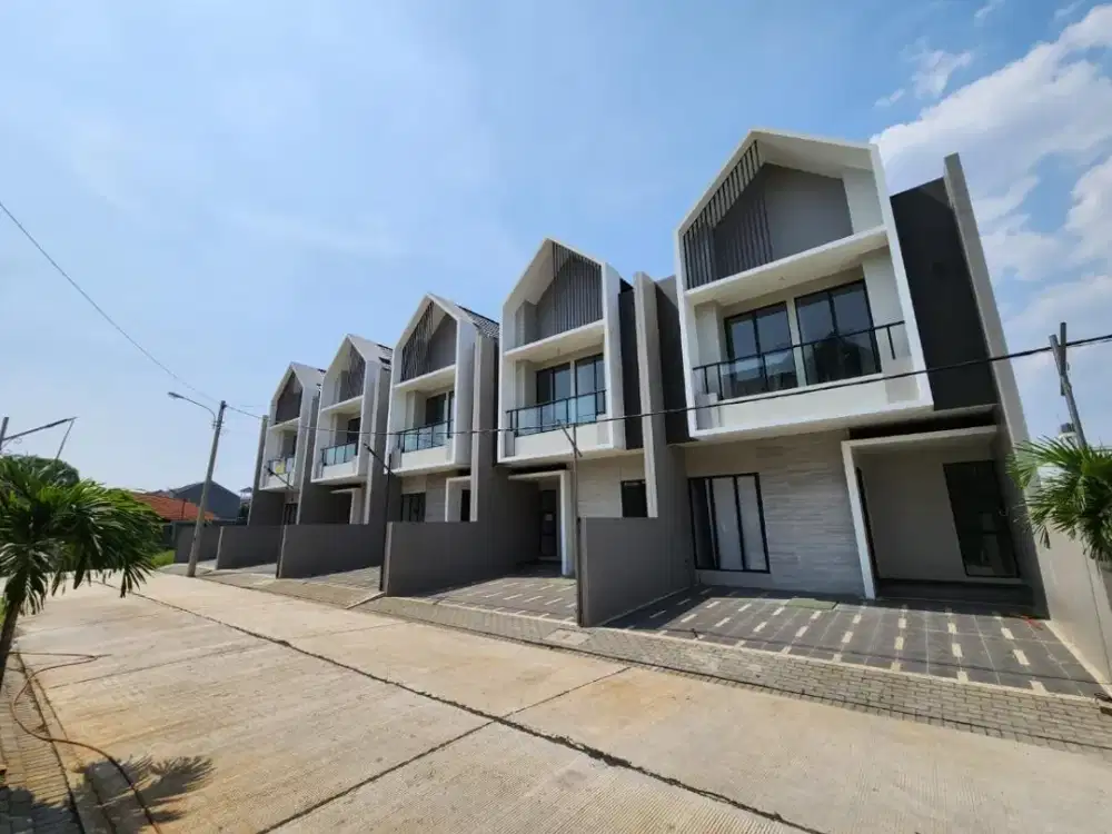 Y. DIJUAL RUMAH 2 LANTAI DI BATUNUNGGAL BANDUNG