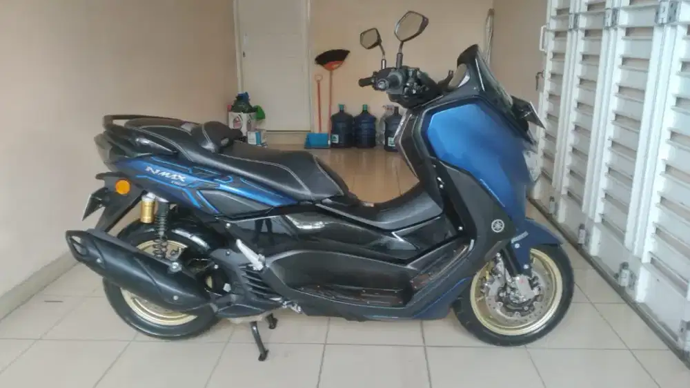 Yamaha NMAX 2023 blue (low km)