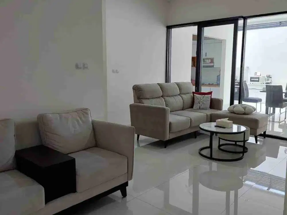 Dijual Rimah Cluster Sherwood Taman Kopo Indah