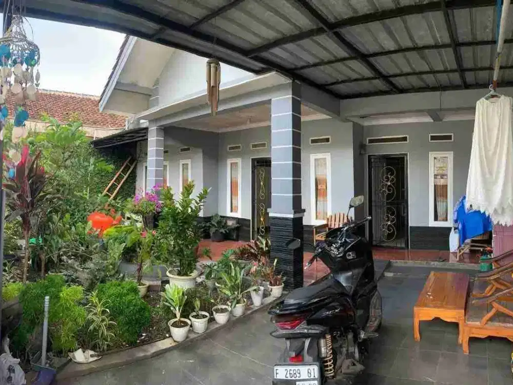 Rumah di benteng kota sukabumi
