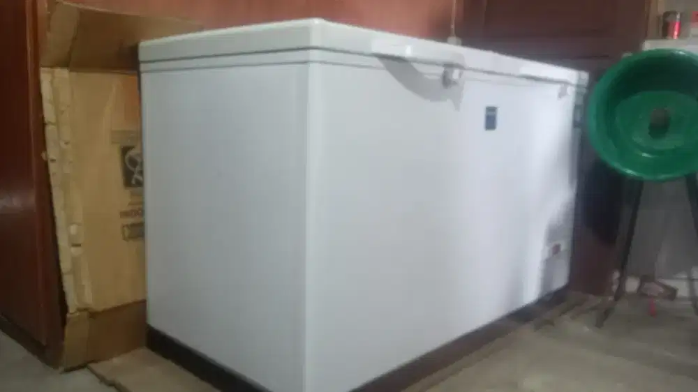 Chest Freezer Sharp 450 L