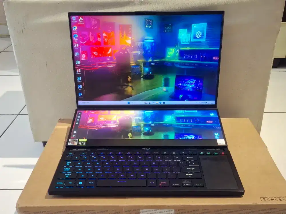 Laptop Asus Rog Zephyrus Duo 16 GX650RX