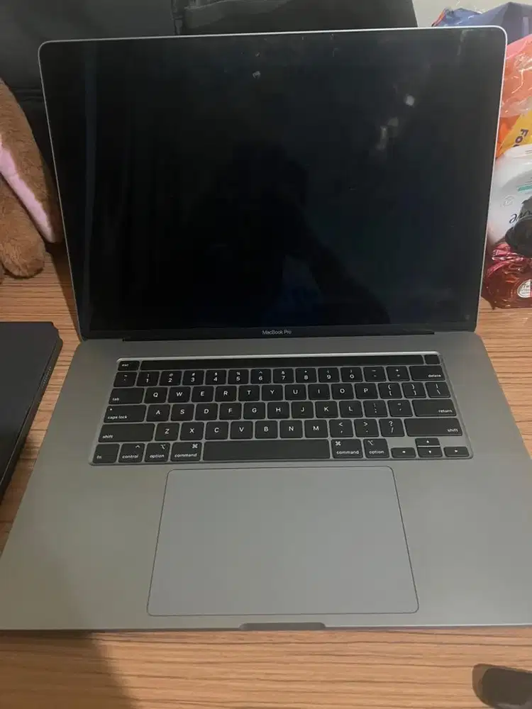 Macbook Pro 16 inch 2019 - Core i9 512/32GB