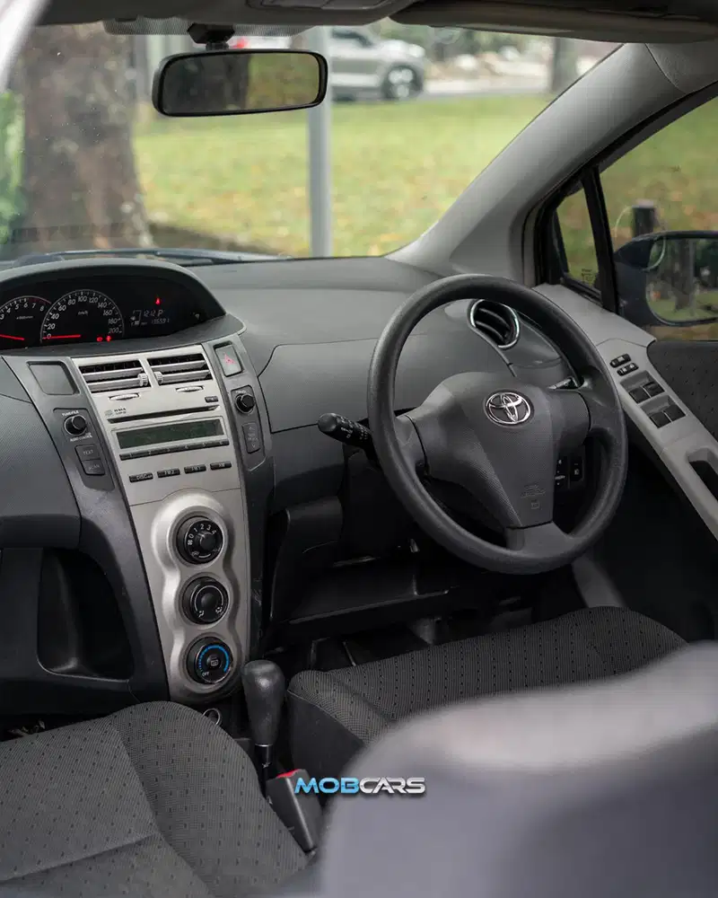 TERPERCAYA !! YARIS 1.5 E 2011