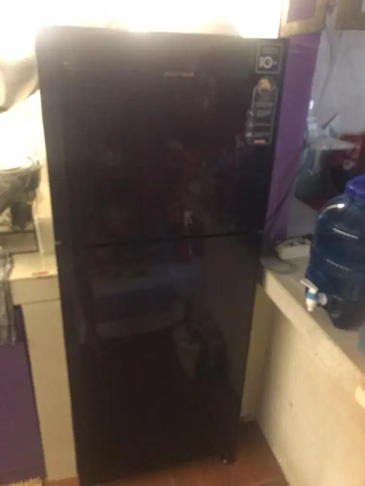 Kulkas polytron 2 pintu