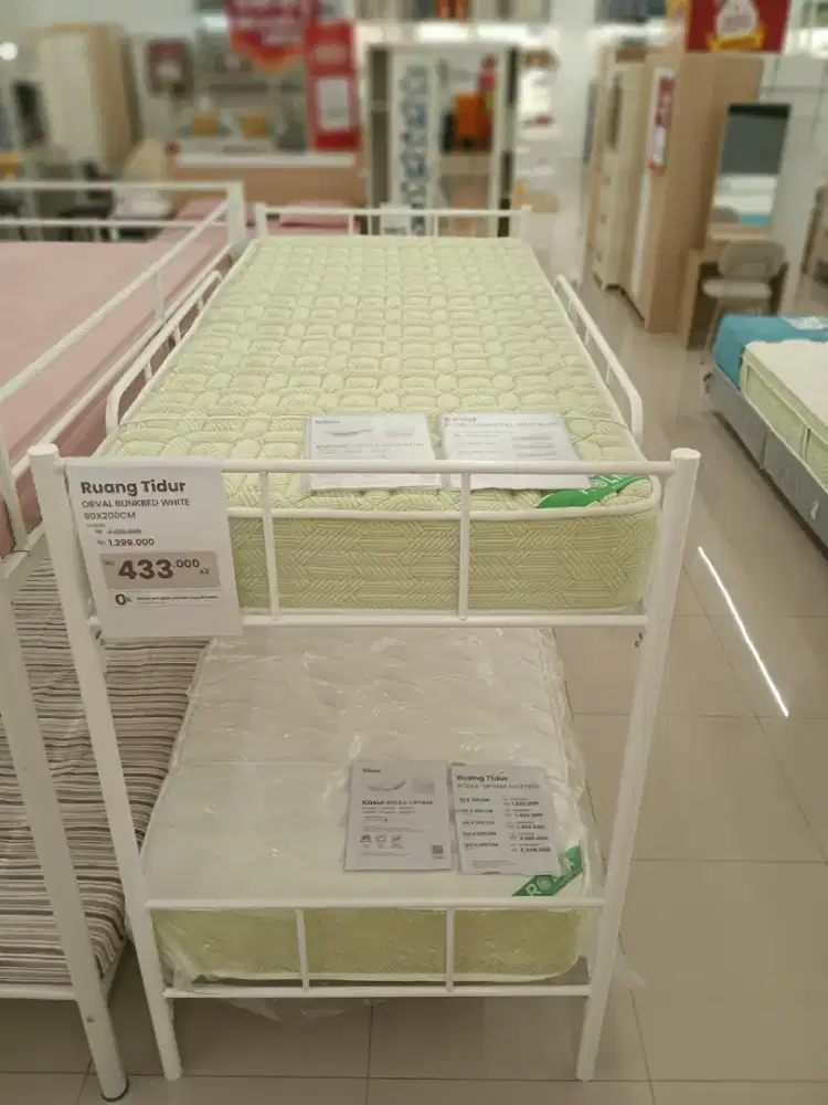 Obral ranjang tingkat + kasur