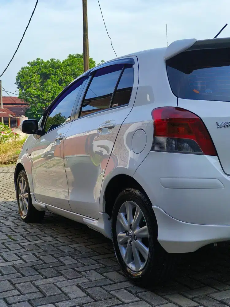 Toyota Yaris 2011 Bensin