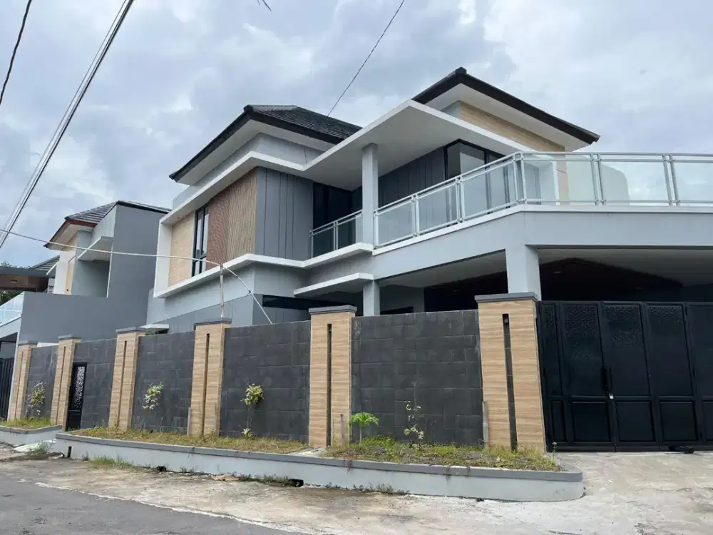 RUMAH HOOK! Dekat UGM di Kaliurang KM 10 Jogja Siap Huni