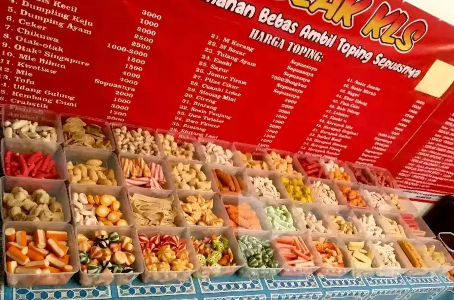 KARYAWAN KARYAWATI SEBLAK BASO ACI PRASMANAN CIPONDOH TANGERANG