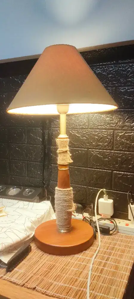 Di jual table lamp murah