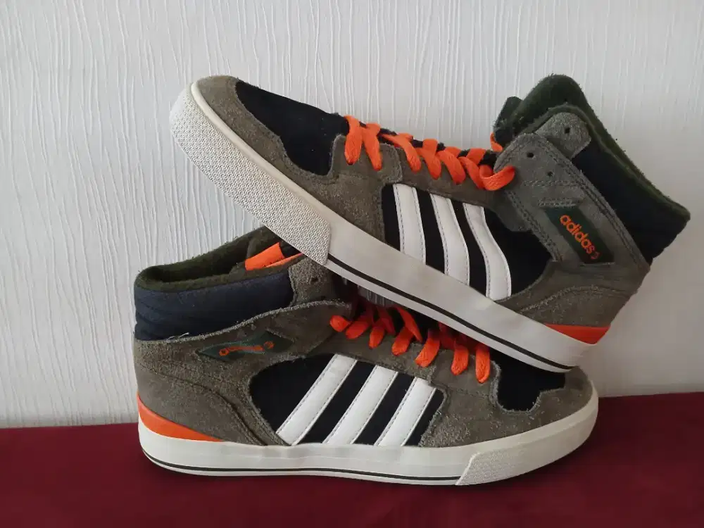 PRELOVED Adidas Neo