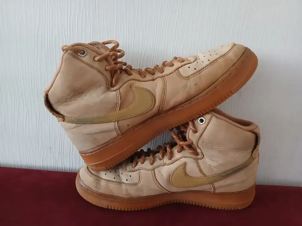 Preloved Air Force 1 High.