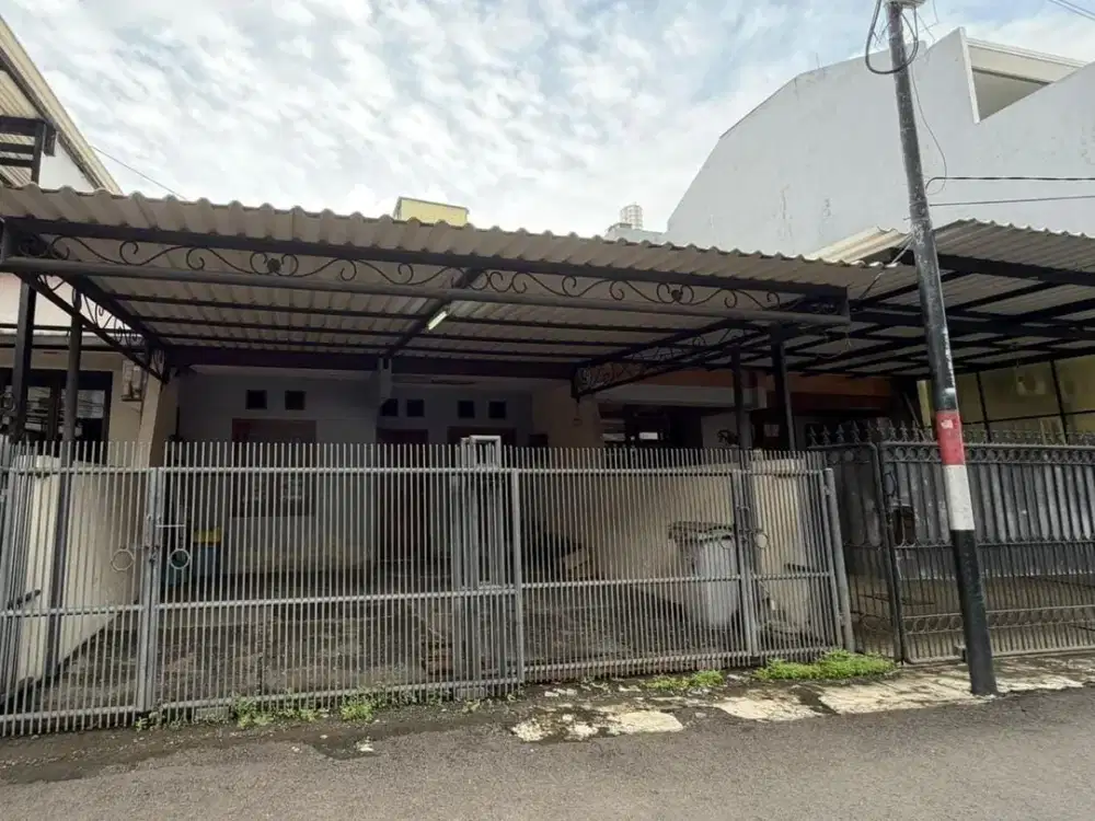 Jual Rumah Cengkir Barat Kelapa Gading Jakarta Utara, Hadap Selatan, Murah, Nego