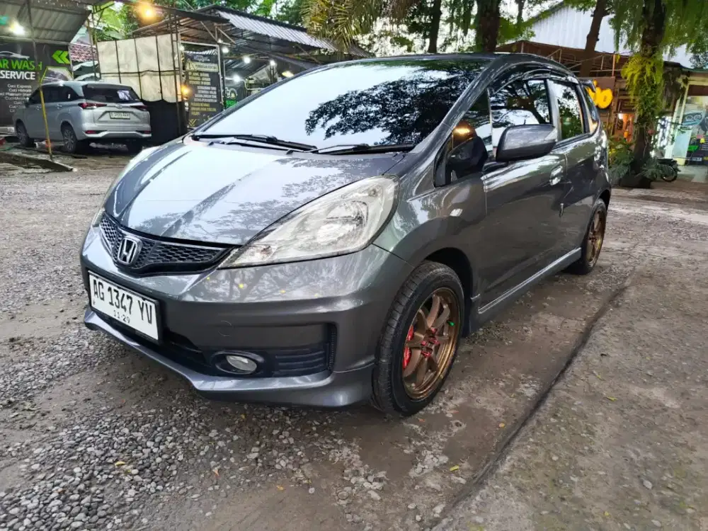 Honda jazz RS Manual 2011