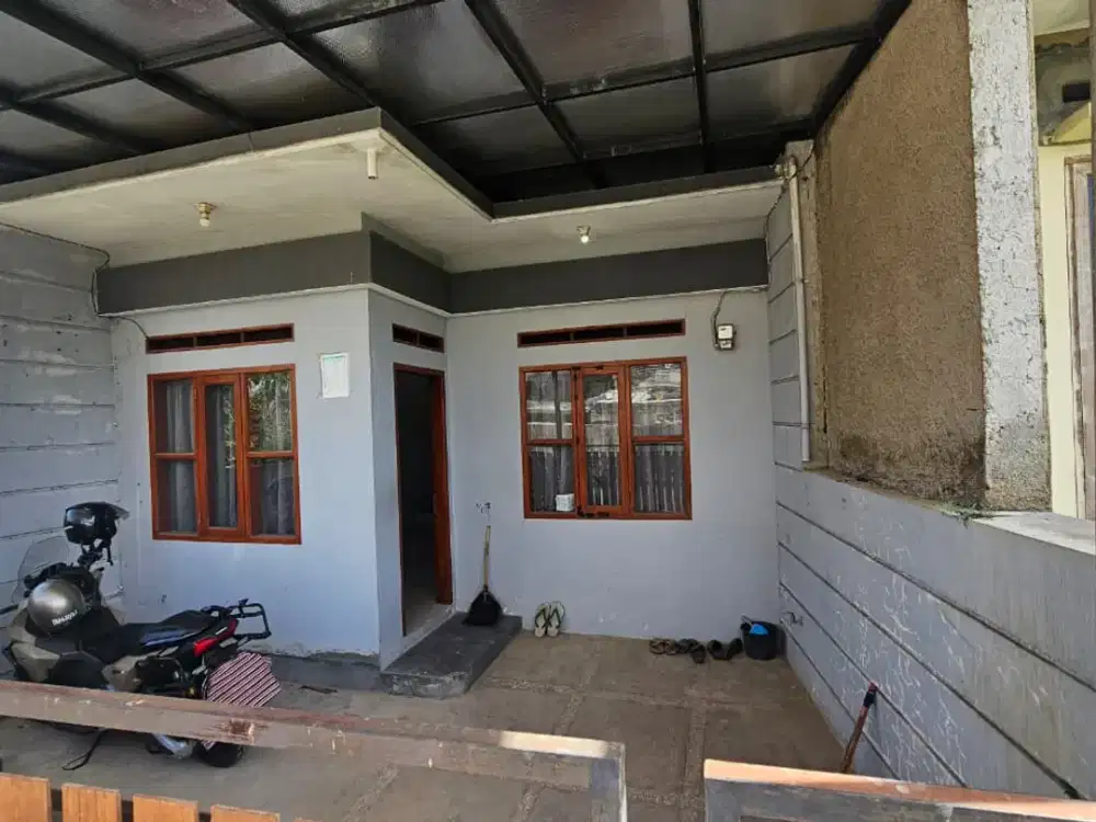 DIJUAL RUMAH CIHANJUANG CIMAHI HUNIAN NYAMAN DAN STRATEGIS