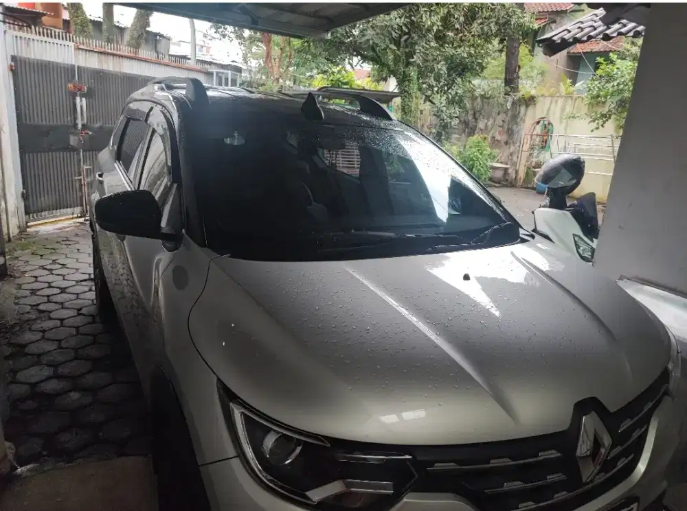 Asisten dan sopir pribadi