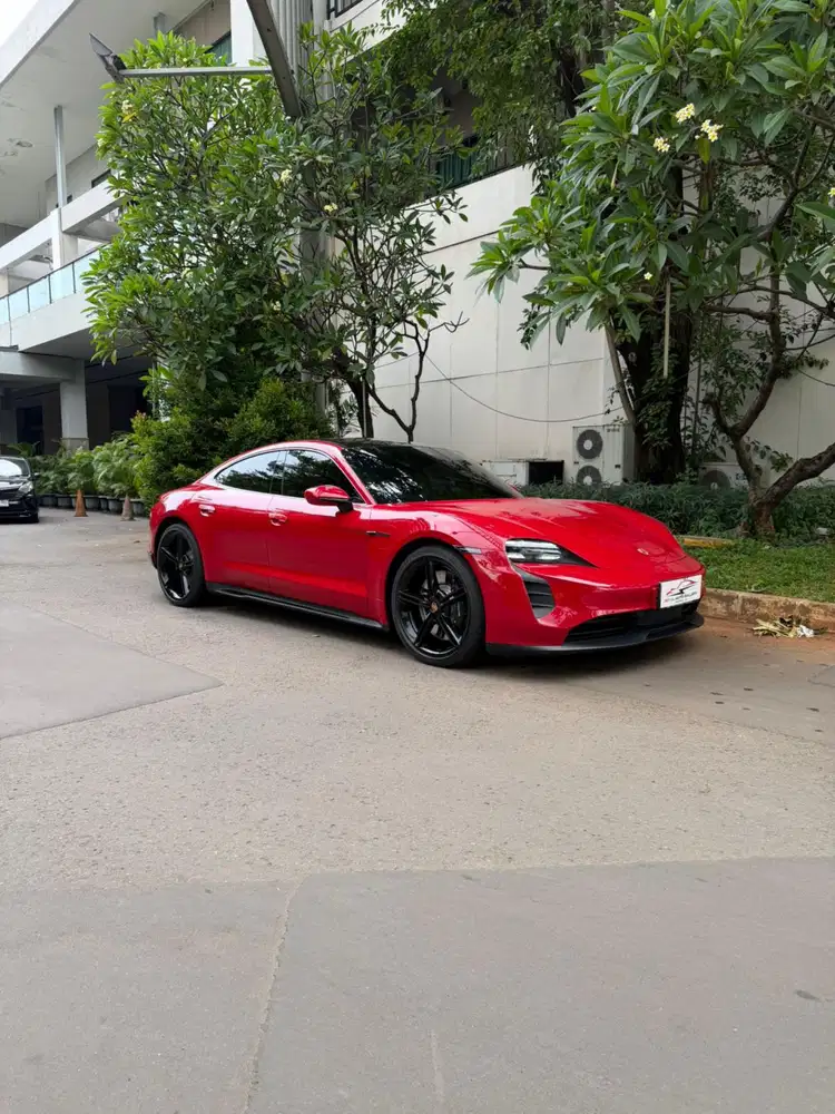 Porsche Taycan 4S Electric 2022 NIK 2021 Full Option