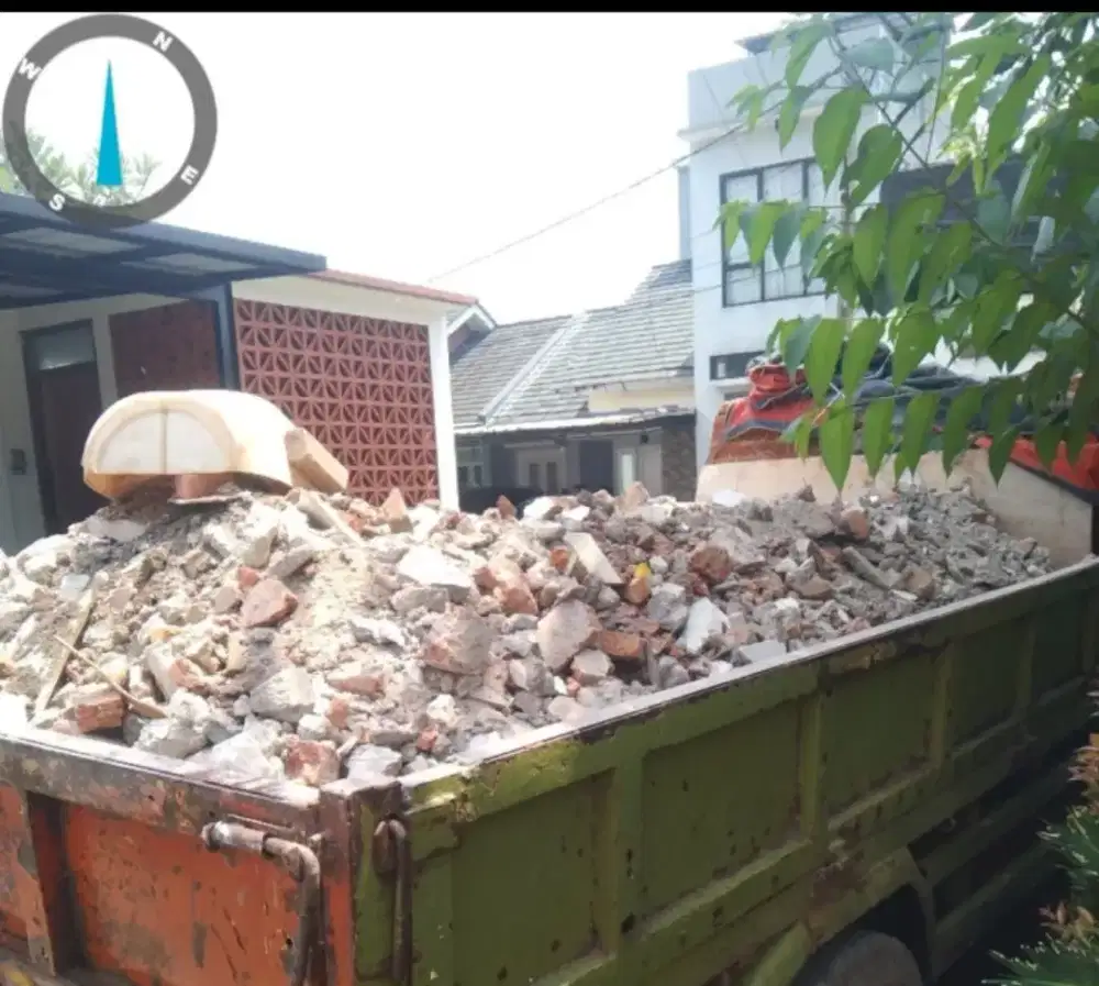 Jasa buang puing& tanah sampah dll