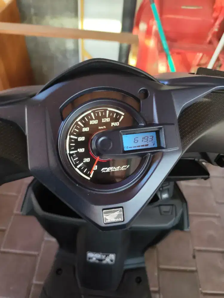 Dijual Beat Deluxe Keyless 2025 km rendah