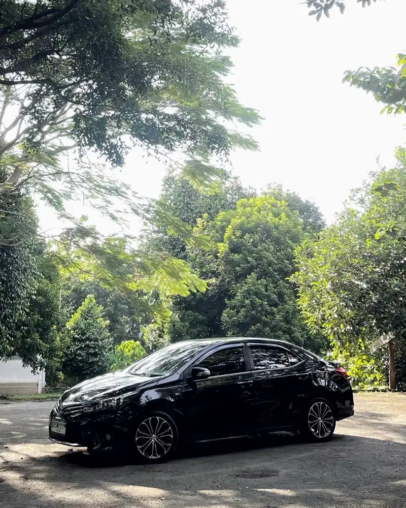 (Low Km 74.000-an) Toyota Corolla Altis 1.8V A/T 2015