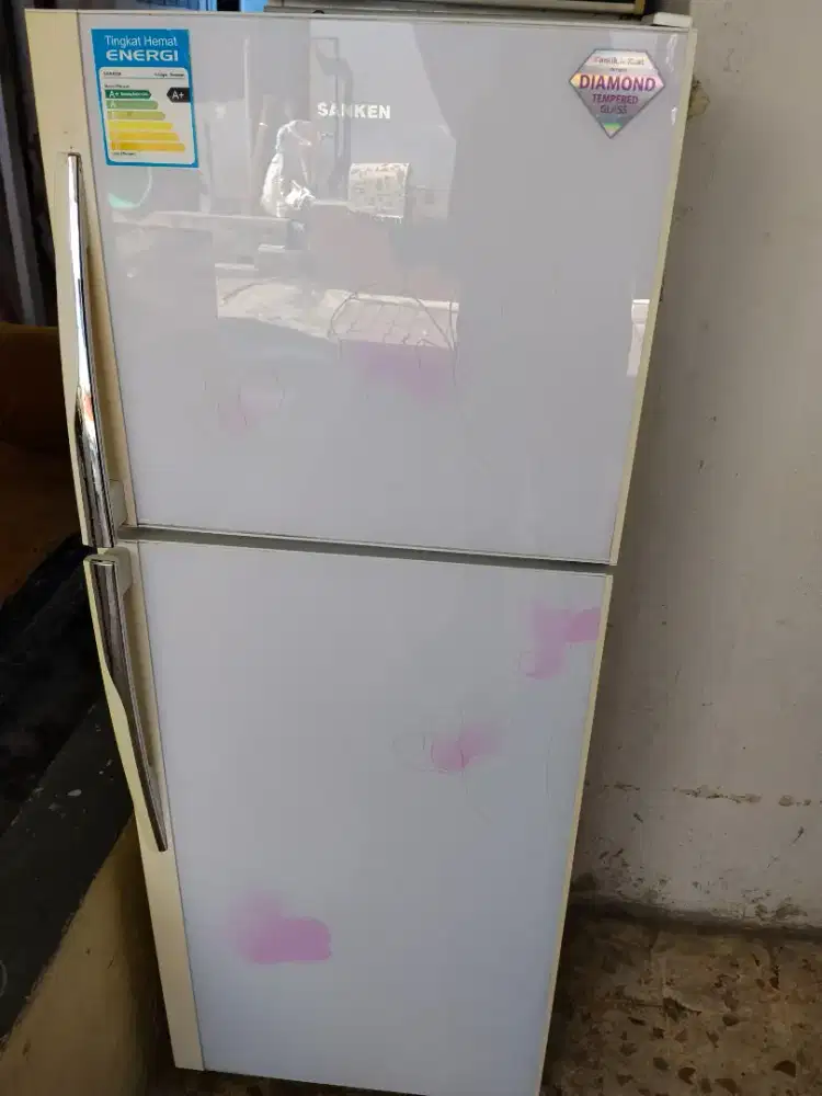 Kulkas SANKEN orisinil