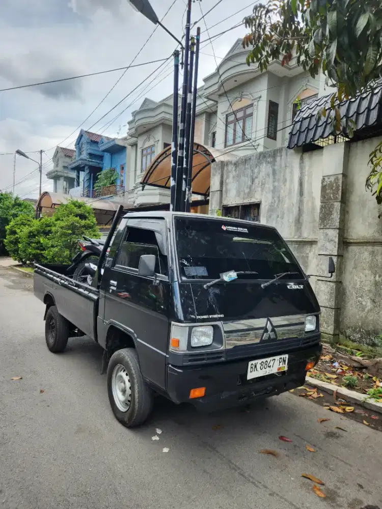 Mitsubishi L300 solar pickup 2023 pemakaian 2024