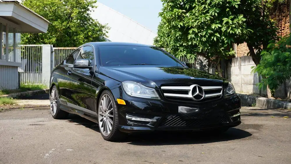 Mercedes-Benz C 250 Coupe 2014 Hitam Black 2013 2015 Mercy C250 Coupe