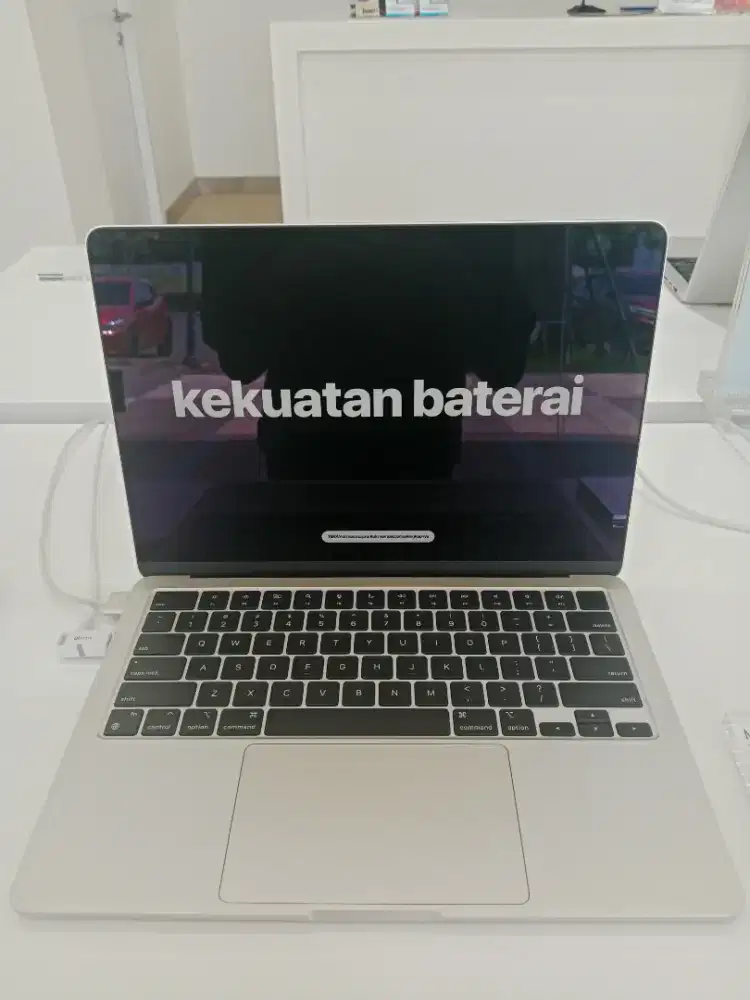 CICILAN MACBOOK AIR (13 inci) TANPA DP DAN KARTU KREDIT DI SPAYLATER