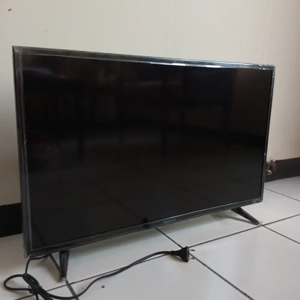 TV Panasonic 32 inchi, TH-32HS500G,Rusak