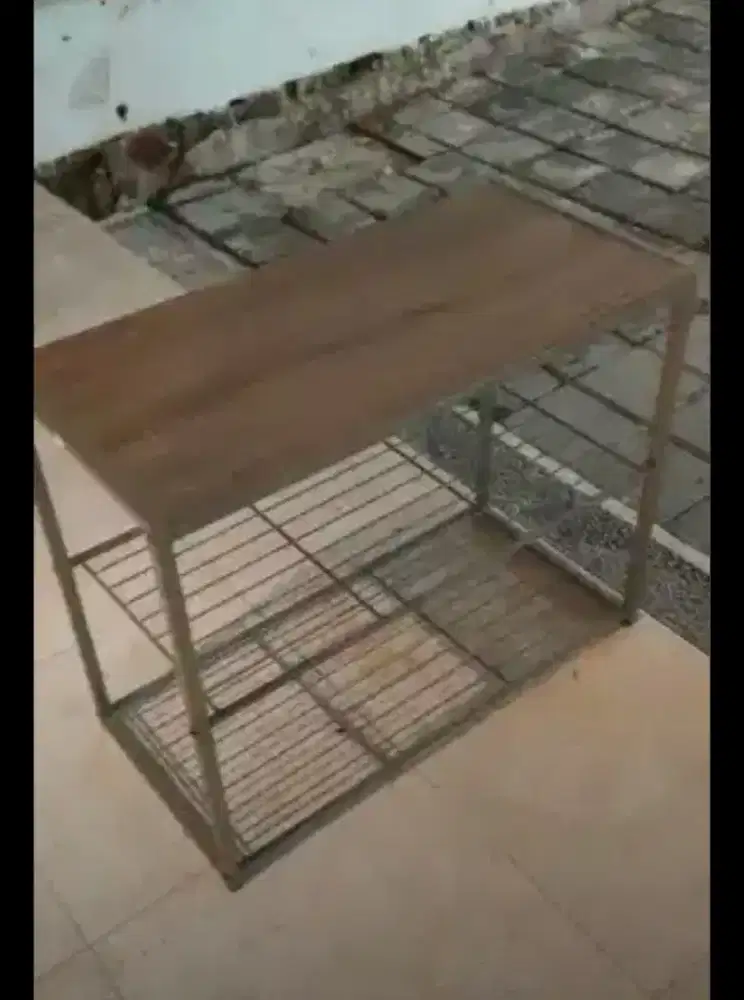 Dijual tempat sepatu