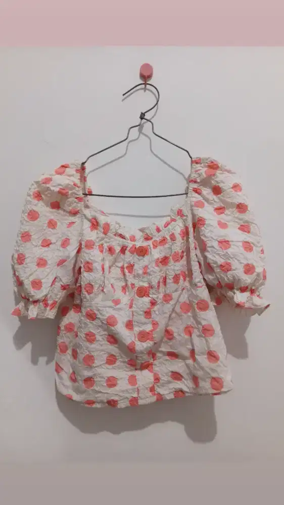 Atasan Wanita Crop Top Polkadot Pink Gemes Lengan Balon Cantik Murah