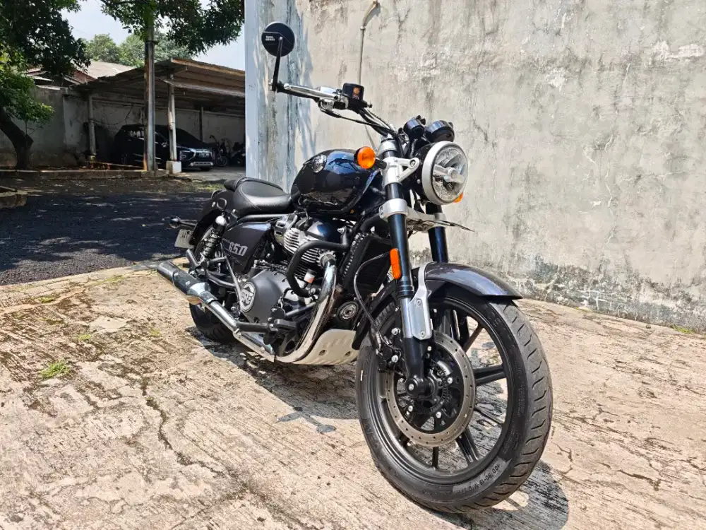 Bs Kredit/TT Royal Enfield Super Meteor 650 Interceptor Modif Shotgun