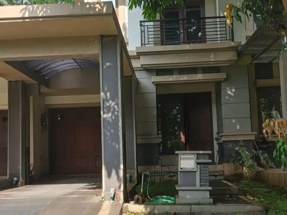 Jual Rumah di Cluster De Rio Delatinos BSD (Bumi Serpong Damai), Semi Furnished, Nego