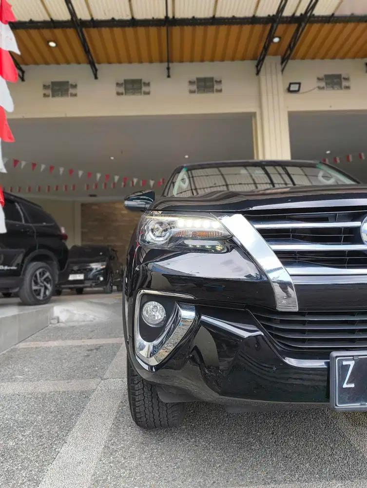 TOYOTA FORTUNER VRZ 2.4 AT 2017