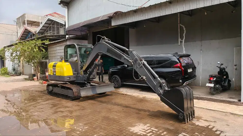 Mini Excavator Hakase