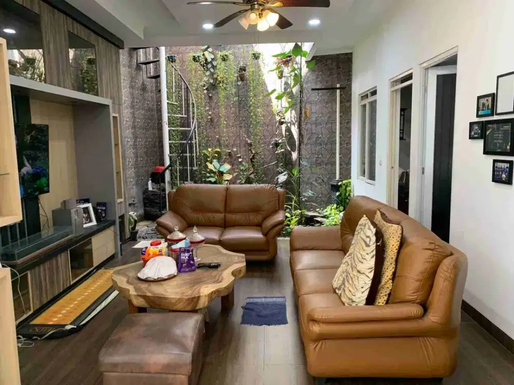 Dijual Rumah Di Taman Kopo Indah 3 Terawat