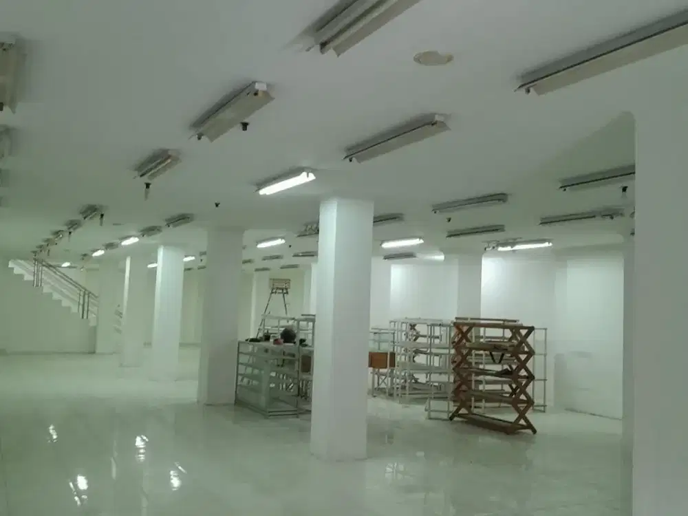 Ruko Bangunan 2 Lantai Pusat Bisnis Solo Area Serengan