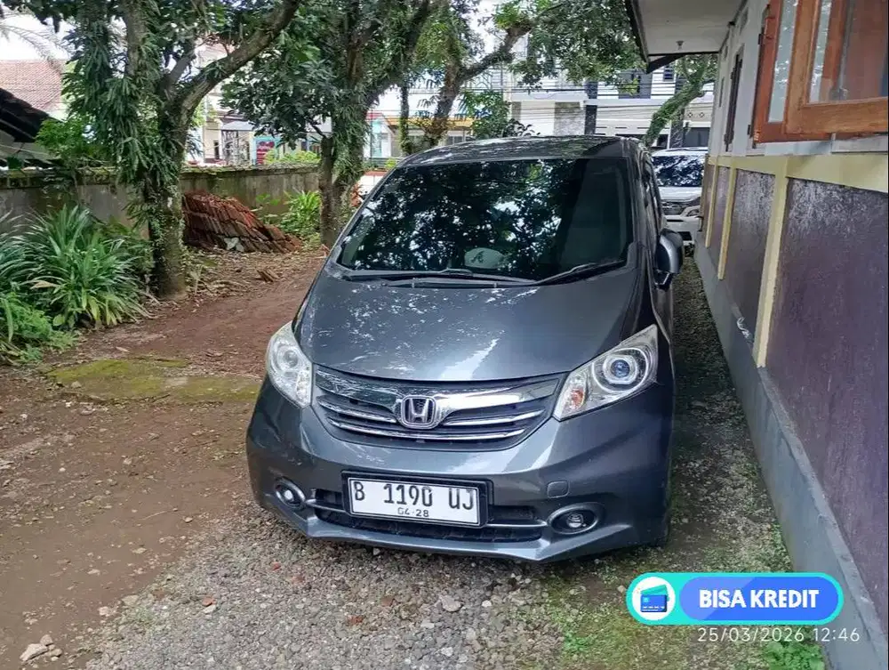 Honda Freed 2013 Bensin