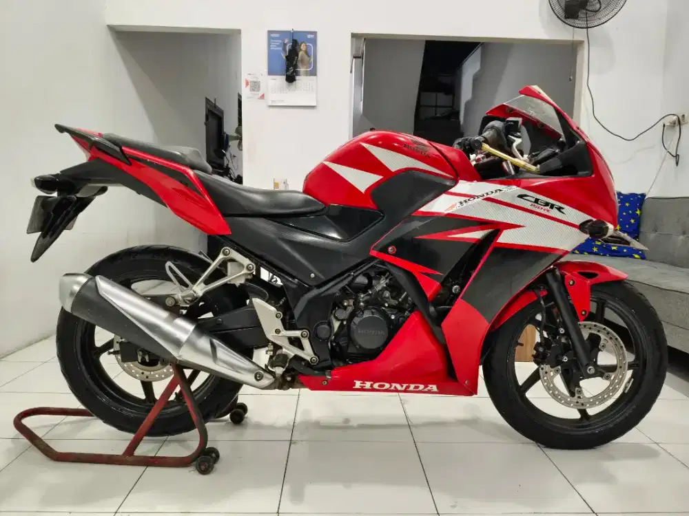 Honda cbr 150 2015 fuul orisinil F bogor