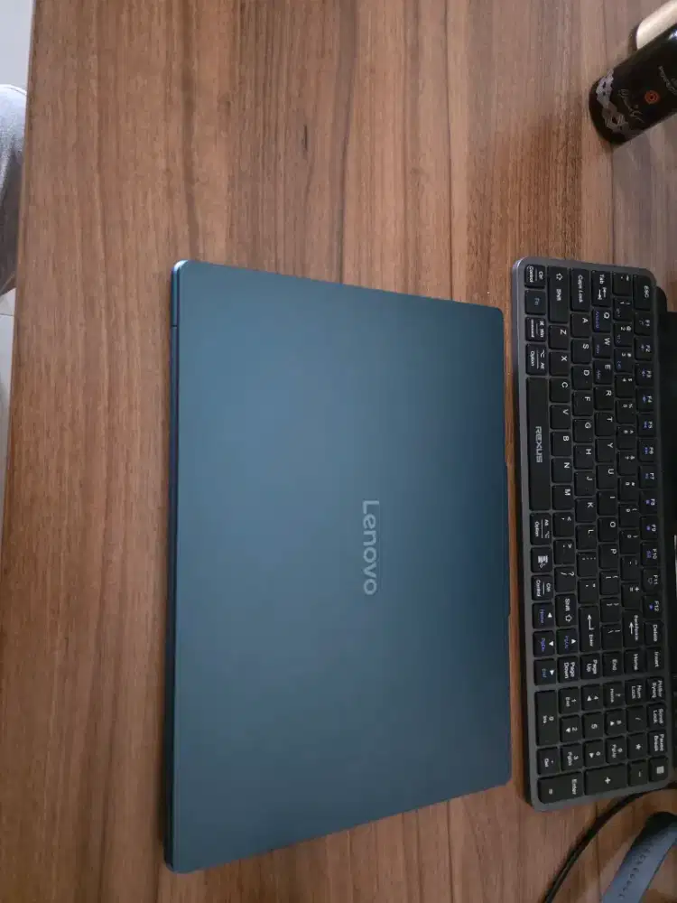 LENOVO Yoga Slim 7 Ryzen AI 7 350 32GB 1TB SSD