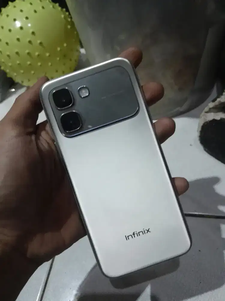 Infinix note edge 5G 256