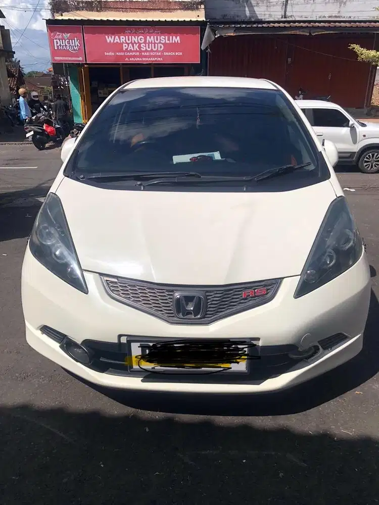 DIJUAL MOBIL HONDA JAZZ