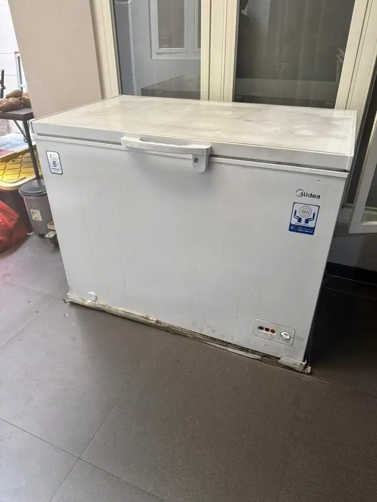 Jual FREEZER BOX MIDEA HS390CK bekas berfungsi normal baik