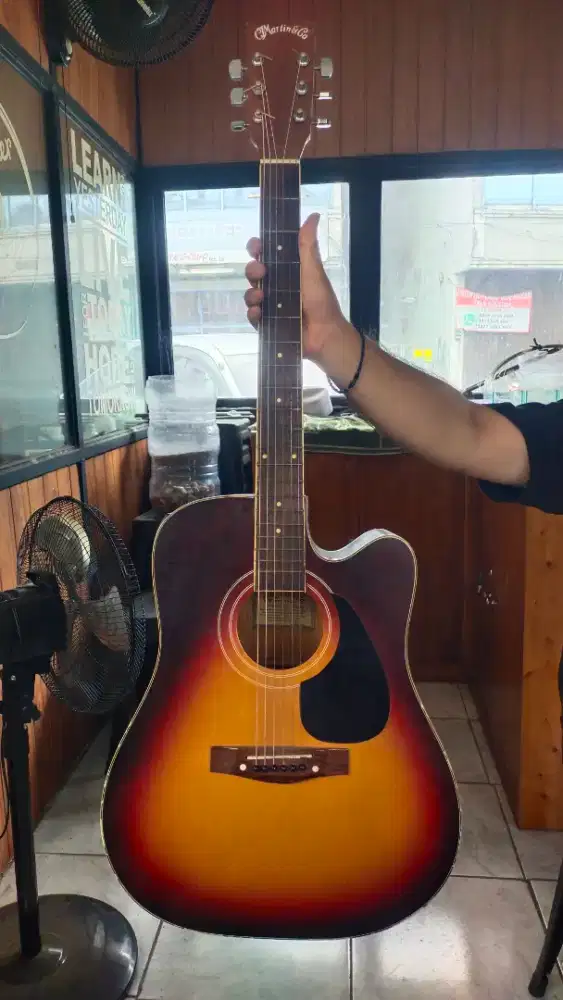 GITAR MARTIN & CO MURAH